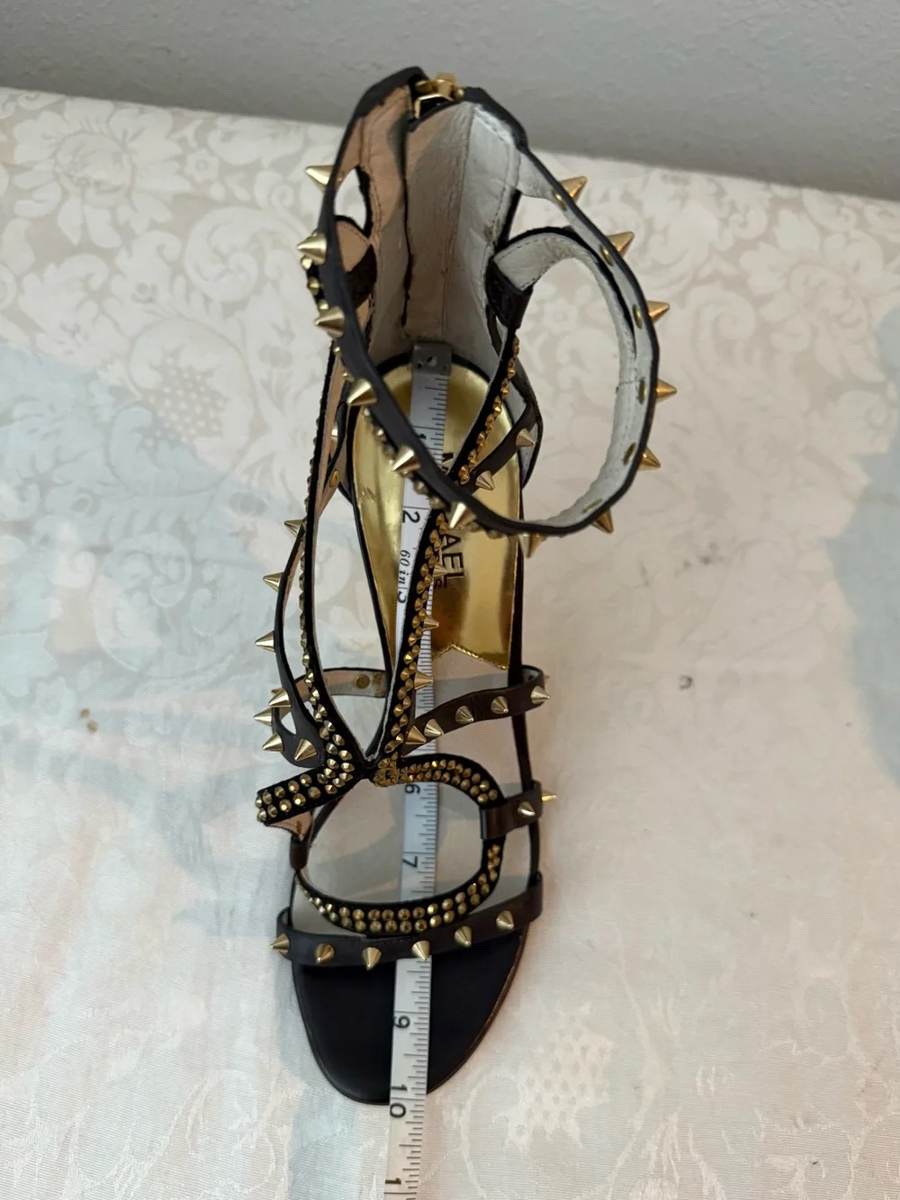 Stunning Michael Kors Brown Studded Crystal Leather Heels Sandals 8.5M (NWOB)